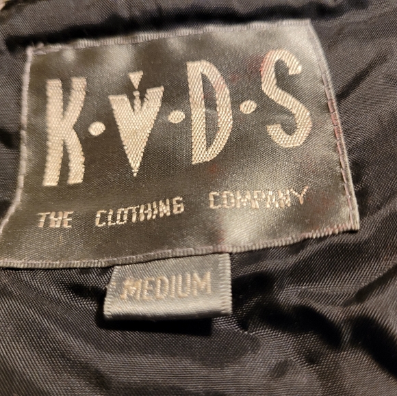 VINTAGE TRENCH COAT - Picture 4 of 16